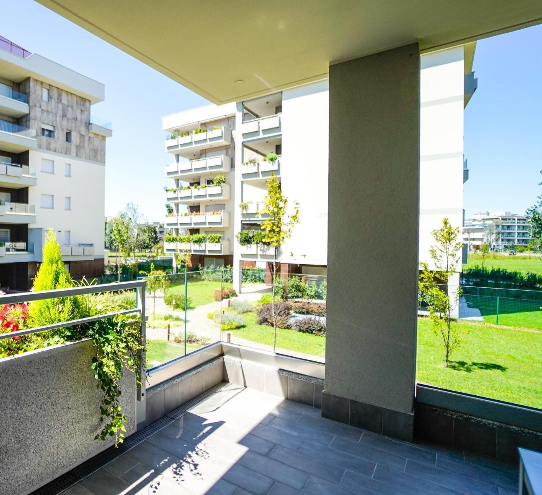 New Living Milano Gorgonzola Exterior foto